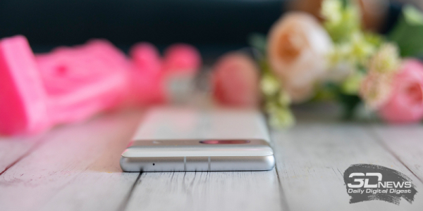 Обзор смартфона Google Pixel 7a: лучше во всем, но при этом хуже в целом 