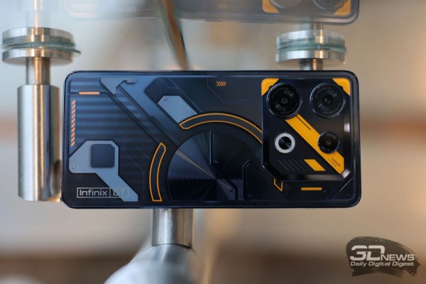 Обзор смартфона Infinix GT 10 Pro: поиграй со мной 