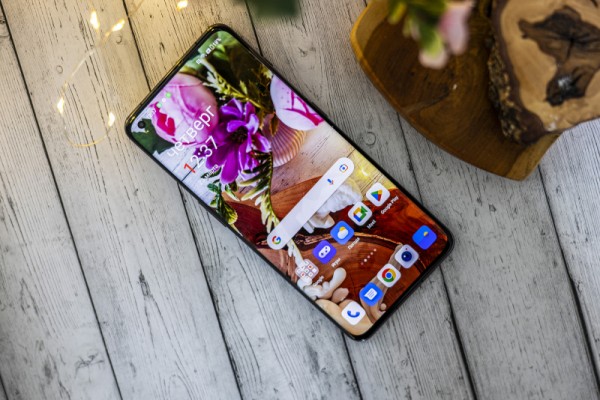 Обзор смартфона OnePlus 11: срединный путь 