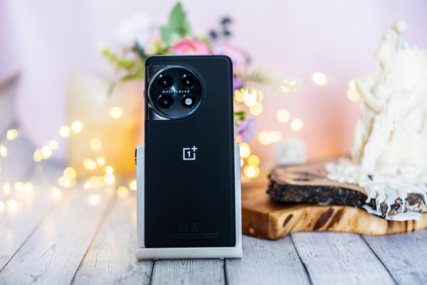 Обзор смартфона OnePlus 11: срединный путь 