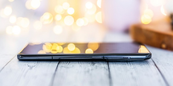 Обзор смартфона OnePlus 11: срединный путь 