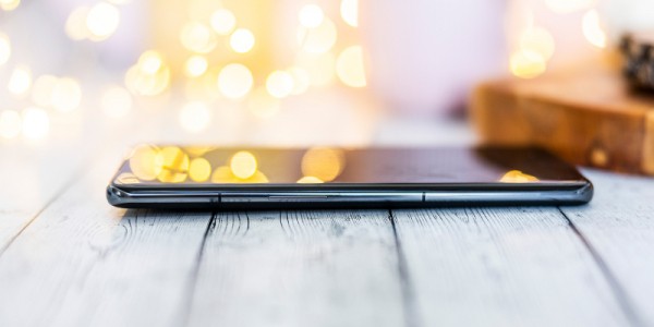 Обзор смартфона OnePlus 11: срединный путь 