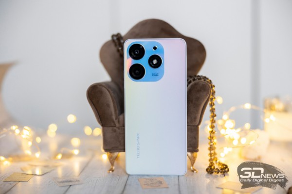 Обзор смартфона TECNO SPARK 10 Pro: минимализм, стекло и дерзкая фронталка 