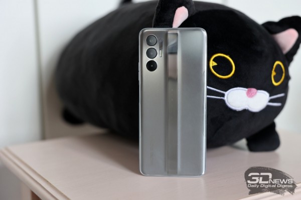 Обзор смартфона TECNO POVA 3: огромный во всем 