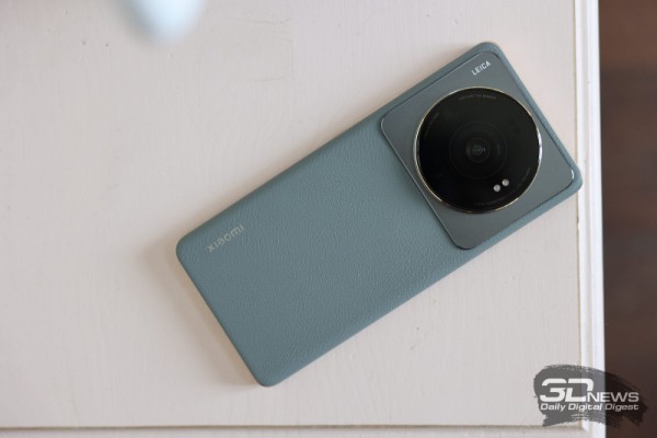 Обзор смартфона Xiaomi 12S Ultra: бескомпромиссный флагман с самым большим сенсором Обзор смартфона Xiaomi 12S Ultra: бескомпромиссный флагман с самым большим сенсором