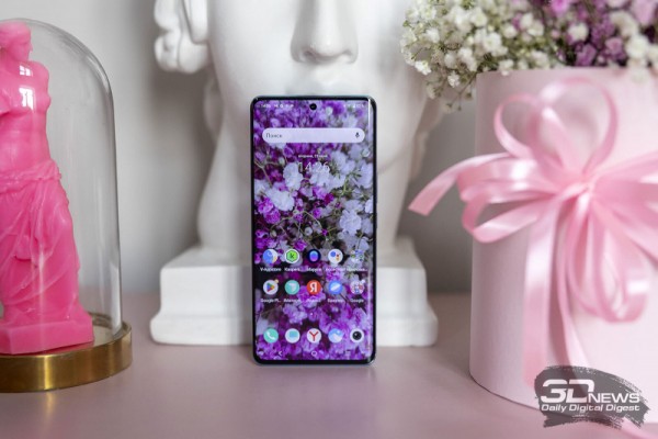 Обзор смартфона vivo V25 Pro: оригинал в поисках баланса 