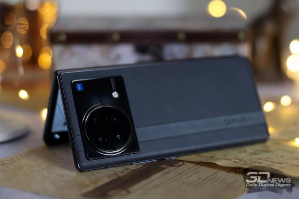 Обзор vivo X Fold+: гибкий смартфон с лучшей камерой 