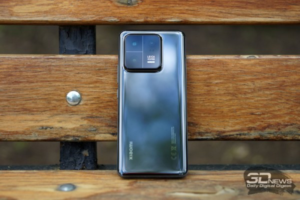 Обзор смартфона Xiaomi 13 Pro: больше не охотник, но и совсем не жертва 
