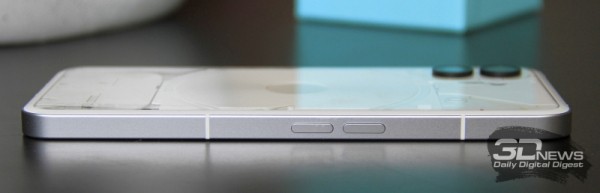 Обзор смартфона Nothing Phone (2): ярче, мощнее, дороже, но всё ещё очень необычно 