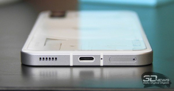 Обзор смартфона Nothing Phone (2): ярче, мощнее, дороже, но всё ещё очень необычно 