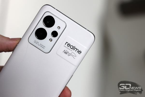 Обзор realme GT2 Pro: смартфон со встроенным микроскопом 