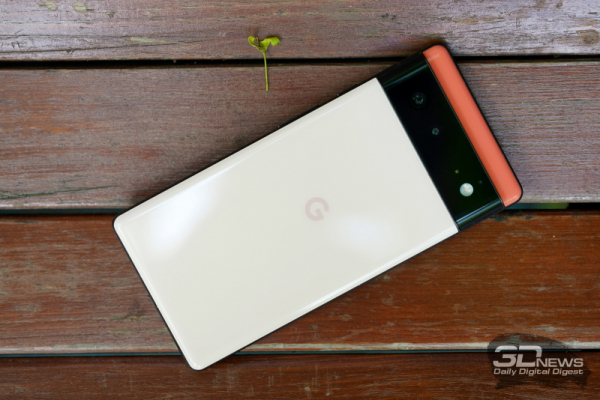 Обзор смартфона Google Pixel 6: как никогда уместен 